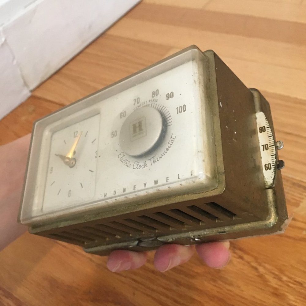 Vintage 1950s Honeywell Electric Clock Thermostat-USA Made-AT75 OR AT82 - Picture 10 of 10
